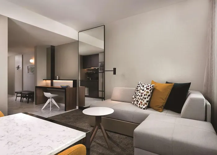 Adina Frankfurt 4*