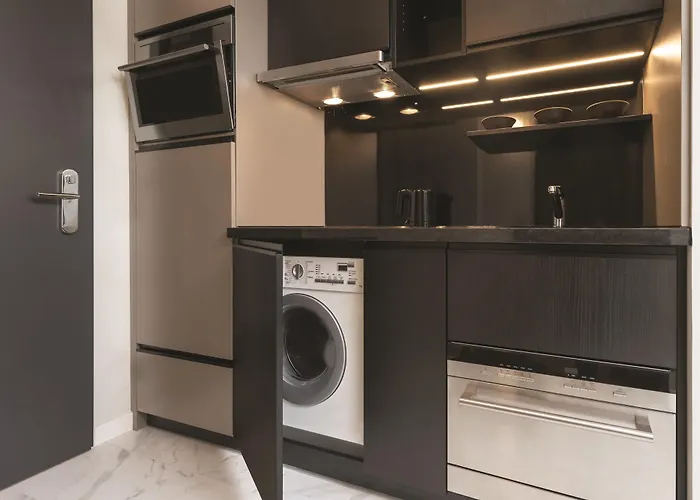 Adina Frankfurt 4*