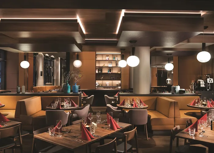 Adina Frankfurt 4*
