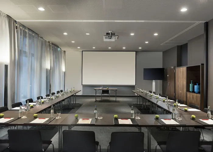 Adina Frankfurt Φραγκφούρτη