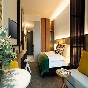 Aparthotel Adina Frankfurt Westend Frankfurt am Main