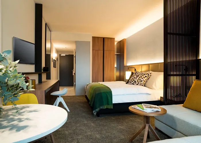 Adina Frankfurt 4*